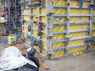Able Tool & Equipment Supplier Wacker External Vibrators with Inverter Mounted on Doka Formwork